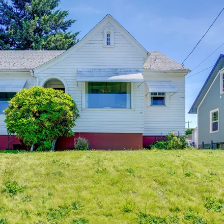 Buy this 3 bed house on 144 Southeast 83rd Avenue in Portland, OR 97216