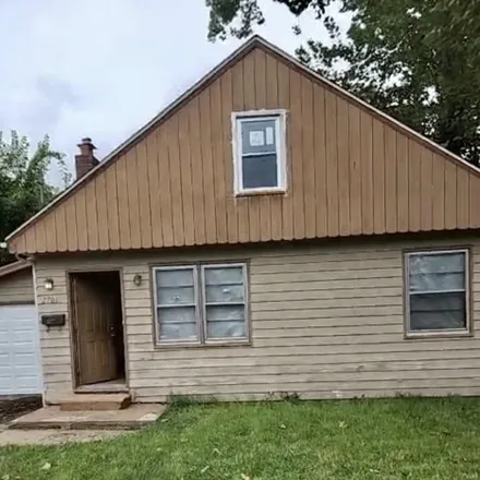 Buy this 3 bed house on 2701 Lyndhurst Avenue in Bel-Ridge, Saint Louis County