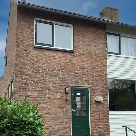 Rent this 3 bed apartment on Gorterstraat 30 in 3319 BL Dordrecht, Netherlands