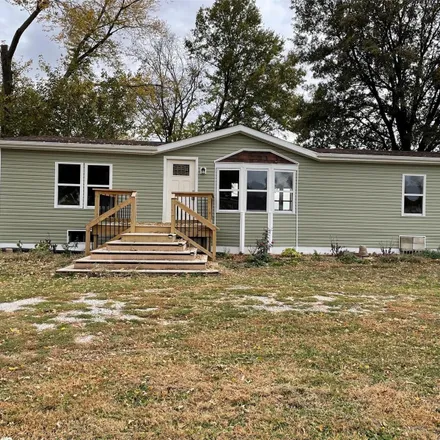 Buy this 3 bed house on 584 Olive Street in Pierron, Bond County