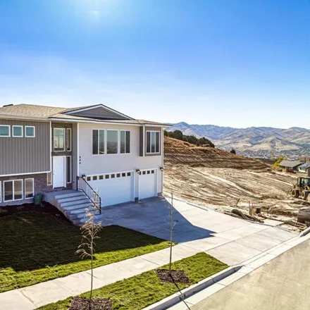 Buy this 4 bed house on 499 Vista Drive in Pocatello, ID 83201