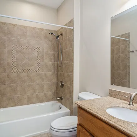 Image 4 - 265 South Evergreen Avenue, Arlington Heights, IL 60005, USA - Apartment for rent