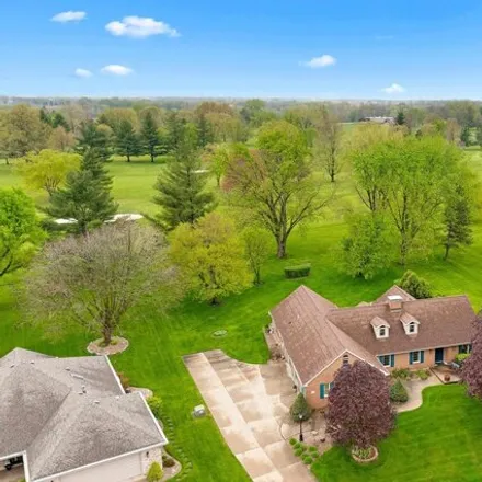 Image 2 - Pekin Country Club, 310 Country Club Drive, North Pekin, Tazewell County, IL 61554, USA - House for sale