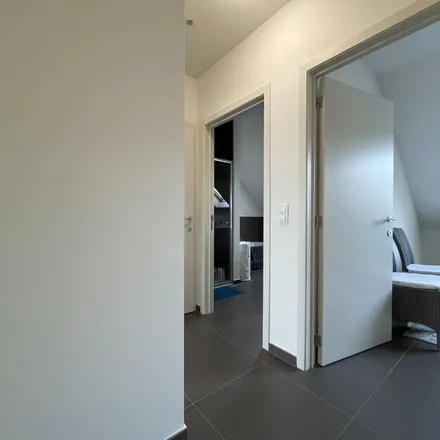 Rent this 3 bed apartment on Hoendererf 6 in 8800 Roeselare, Belgium