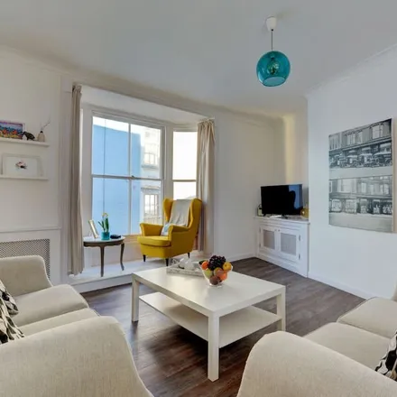 Image 9 - Cromer, NR27 9HG, United Kingdom - Apartment for rent