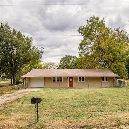 Buy this 3 bed house on 207 South 7th Street in Mound City, KS 66056
