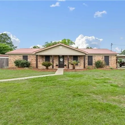 Buy this 3 bed house on 404 International Boulevard in Shelton Beach Estates, Saraland