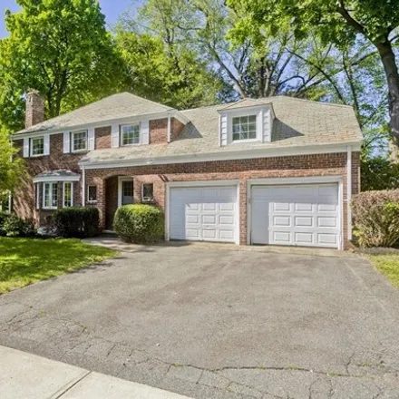 Buy this 4 bed house on 108 Pleasantview Avenue in Longmeadow, MA 01106