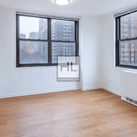 Rent this 2 bed apartment on Phipps Plaza South in 330 East 26th Street, New York