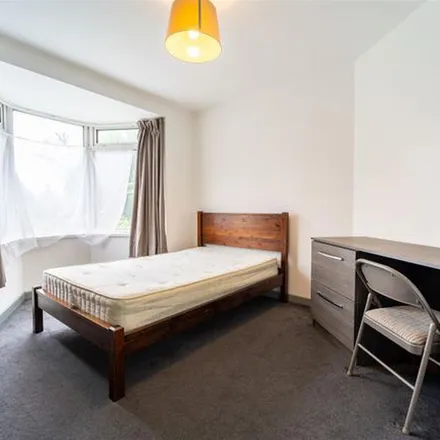 Image 2 - Rodbourne Road, Metchley, B17 0PN, United Kingdom - Apartment for rent