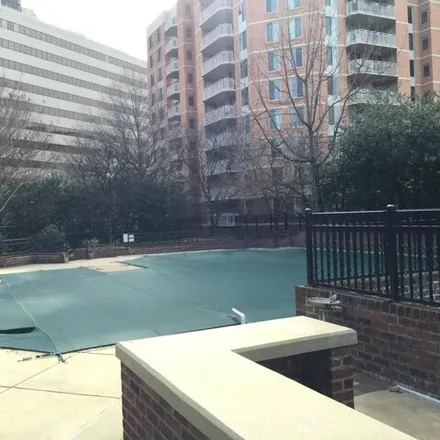 Image 8 - The Chase at Bethesda, 7500 Woodmont Avenue, Bethesda, MD 22814, USA - Condo for rent