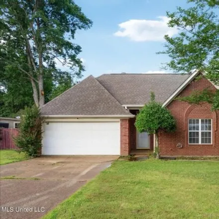 Buy this 3 bed house on 5656 Lees Crossing Road in Olive Branch, MS 38654
