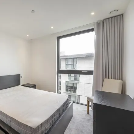 Image 7 - Cassia House, Piazza Walk, London, E1 8FU, United Kingdom - Apartment for rent