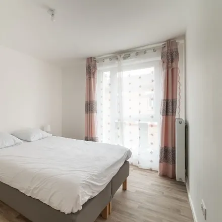 Rent this 1 bed apartment on Bondy in Route de Villemomble, 93140 Bondy
