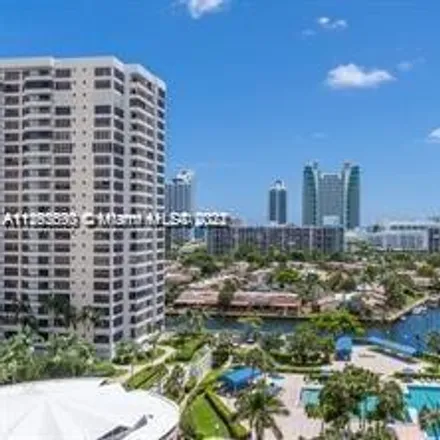 Image 2 - 698 Three Islands Boulevard, Hallandale Beach, FL 33009, USA - Condo for rent