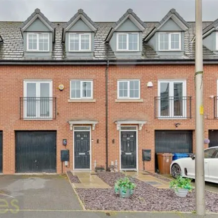 Buy this 3 bed townhouse on North Croft in Hag Fold, M46 0SW