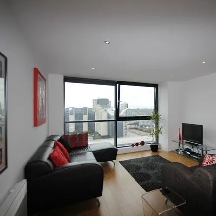 Image 2 - Clydeside Expressway, Glasgow, G3 8GL, United Kingdom - Apartment for rent