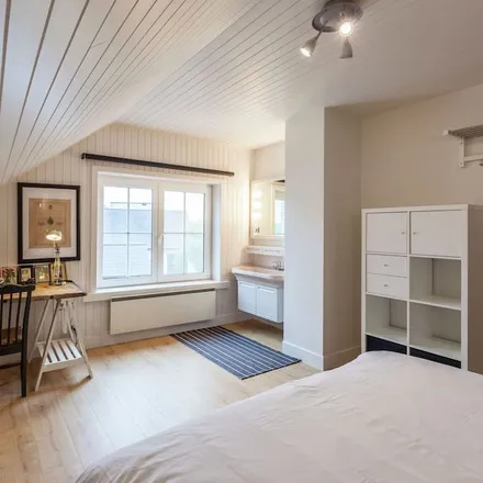Rent this 5 bed house on Middelkerke in Ostend, Belgium