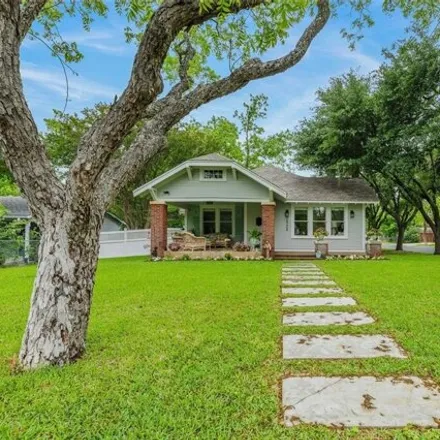 Buy this 2 bed house on 1502 Olive St in Georgetown, Texas