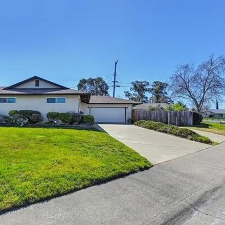 Buy this 4 bed house on 6734 Cantel Way in North Highlands, Sacramento County