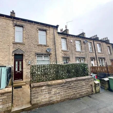 Image 1 - Linthwaite, Manchester Road / opposite Yew Tree Lane, Manchester Road, Cowlersley, HD7 5RD, United Kingdom - Townhouse for sale