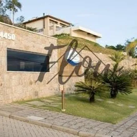 Buy this 6 bed house on Servidão Cacupé in Cacupé, Florianópolis - SC