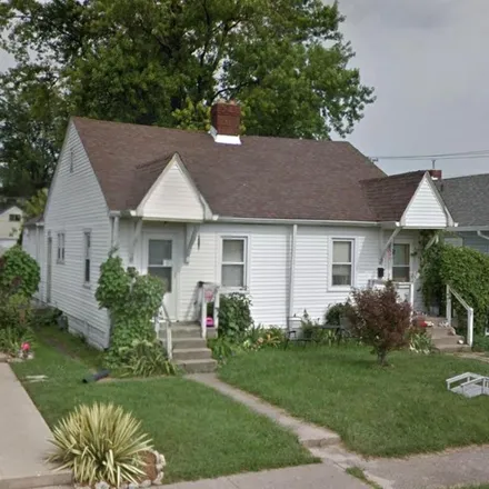 Buy this 1 bed house on 59 North 10th Avenue in Indianapolis, IN 46107