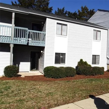 Buy this 3 bed condo on 11010 Harrowfield Rd in Charlotte, North Carolina