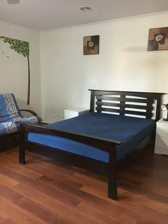Rent this 1 bed house on Melbourne in Point Cook, AU