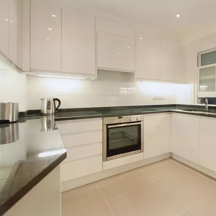 Image 4 - Neville Court, 27-87 Abbey Road, London, NW8 9DA, United Kingdom - Apartment for rent