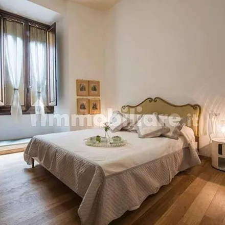 Rent this 3 bed apartment on Via dei Pecori 14 R in 50123 Florence FI, Italy