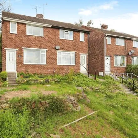 Buy this 2 bed duplex on Beacon Road in Sheffield, S9 1AB