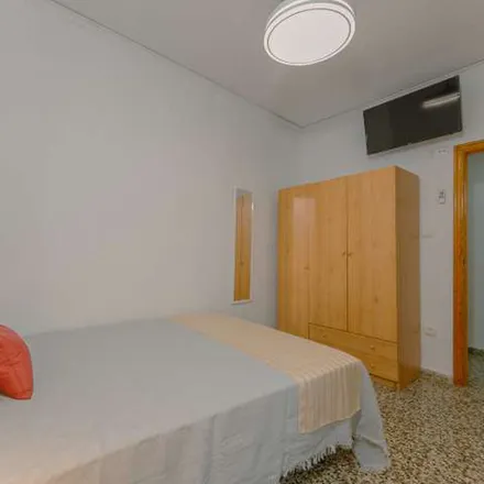 Image 3 - Edifici Luís Suñer, Carrer del Doctor Faustino Blasco, 46600 Alzira, Spain - Apartment for rent