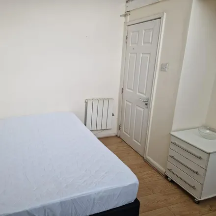 Rent this studio apartment on Picasso in 59-61 Guildford Street, Luton
