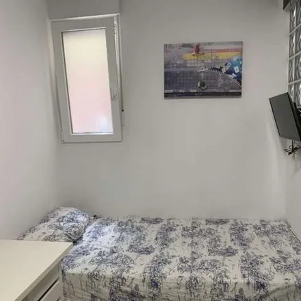 Rent this 4 bed apartment on Centro Privado de Educación Infantil in Primaria y Secundaria Sagrados Corazones, Calle de Martín de los Heros
