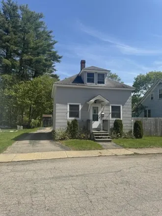 Image 2 - 27 Weeman St, Sanford, Maine, 04083 - House for sale