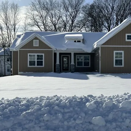 Buy this 5 bed house on unnamed road in Georgetown Charter Township, MI 49428