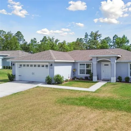 Buy this 3 bed house on 2878 West Edison Place in Citrus Springs, FL 34433