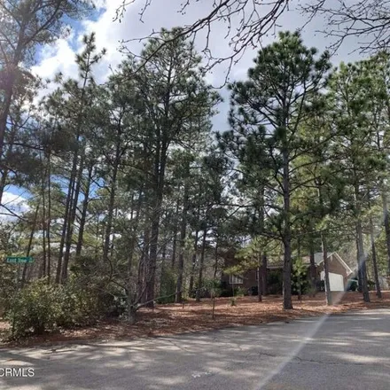 Image 2 - 115 Lost Tree Pl, Southern Pines, North Carolina, 28387 - House for sale