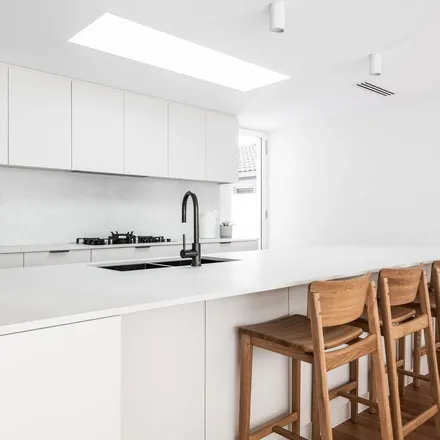 Image 8 - Aruma Avenue, Burleigh Waters QLD 4220, Australia - Apartment for rent