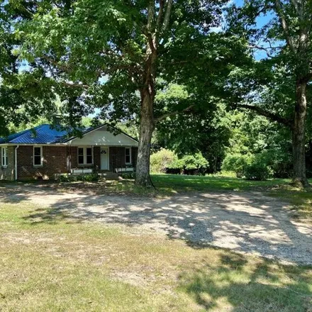 Image 5 - 321 Mount Joy Rd, Hampshire, Tennessee, 38461 - House for sale