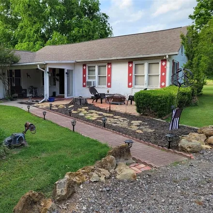 Buy this 4 bed house on 4100 County Road 3502 in Elwood, Van Zandt County