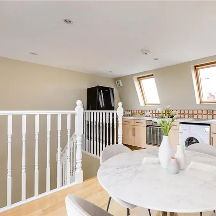 Rent this 2 bed apartment on Rowallan Road in London, SW6 6AF