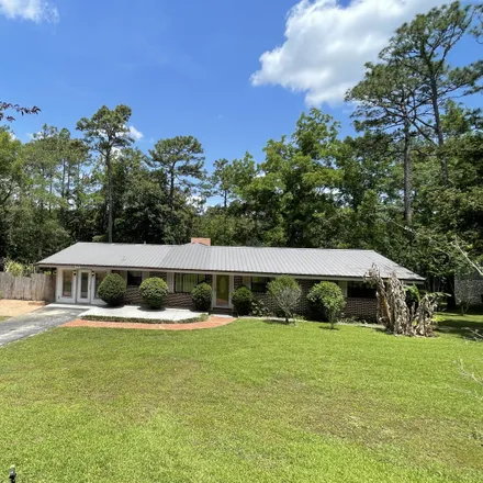 Buy this 3 bed house on 842 Bob Sikes Road in DeFuniak Springs, Walton County