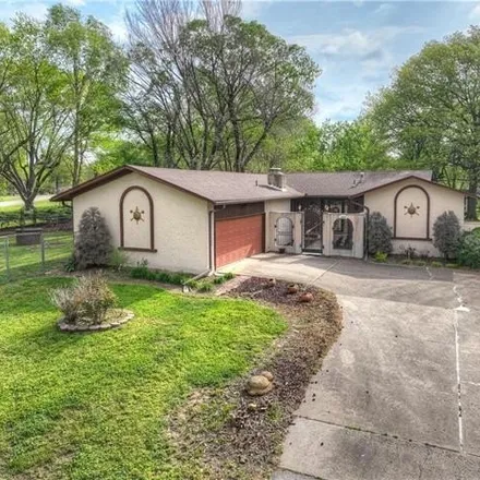 Buy this 5 bed house on 2593 Omaha Street in Pittsburg, KS 66762