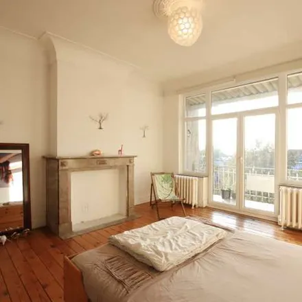 Rent this 2 bed apartment on Avenue Reine Marie-Henriette - Koningin Maria-Hendrikalaan 29 in 1190 Forest - Vorst, Belgium