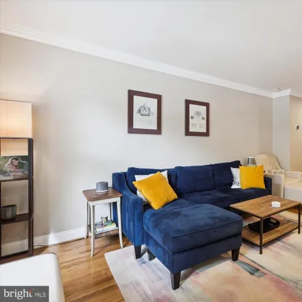 Image 2 - 611 North Alfred Street, Alexandria, VA 22314, USA - Townhouse for sale