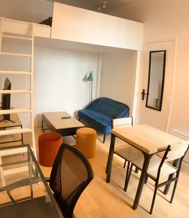 Rent this studio apartment on 28 Rue Saint-Sauveur in 75002 Paris, France