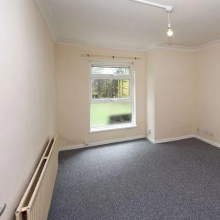 Image 4 - Windmill Primary School, Beaconsfield, Dawley, TF3 1LG, United Kingdom - Apartment for rent