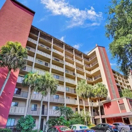 Buy this 2 bed condo on 2176 South Cypress Bend Drive in Pompano Beach, FL 33069